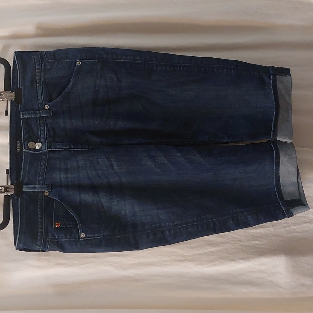 Hudson Malibu Capri Jeans Size 31. Dark Wash